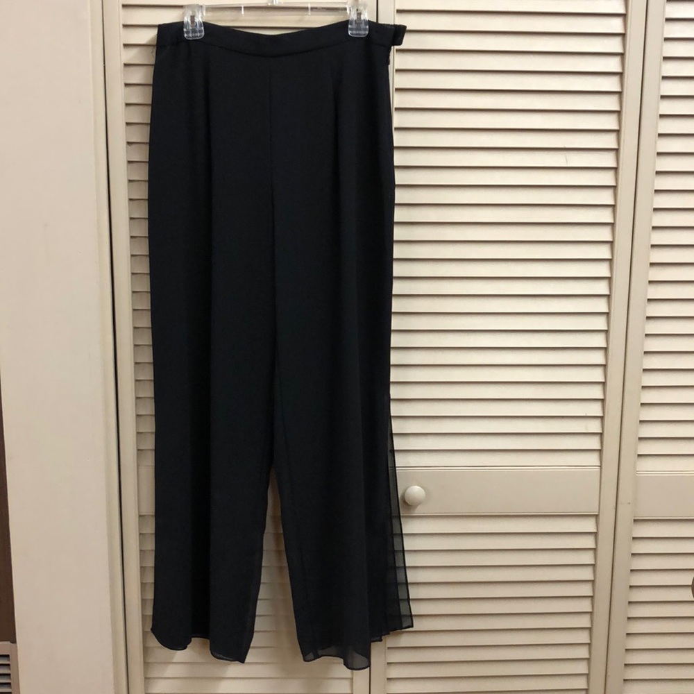 R&M Richards wide leg dressy pants